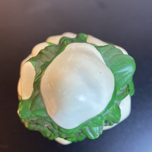 Vintage Lefton Green and White Ceramic Christmas Tree Display - Picture 5 of 7